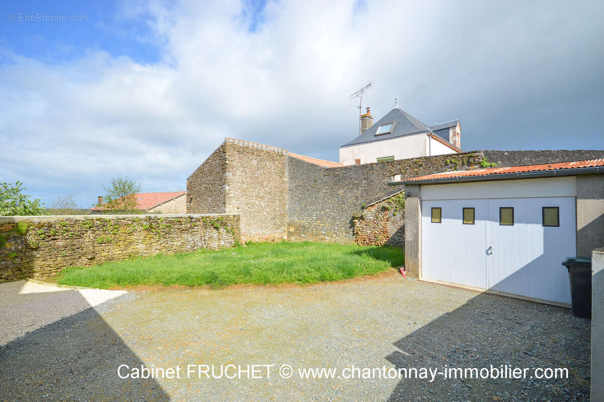 Maison à CHANTONNAY