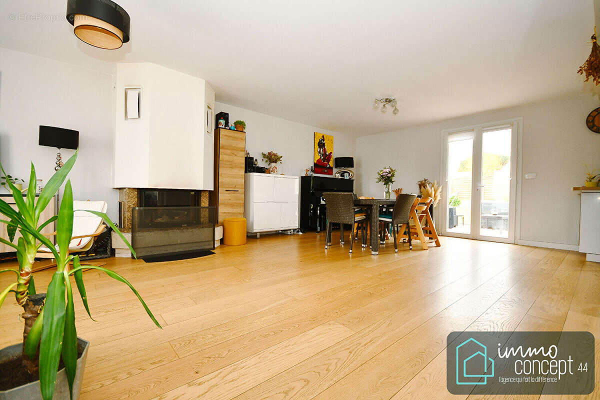 Maison à LE PELLERIN