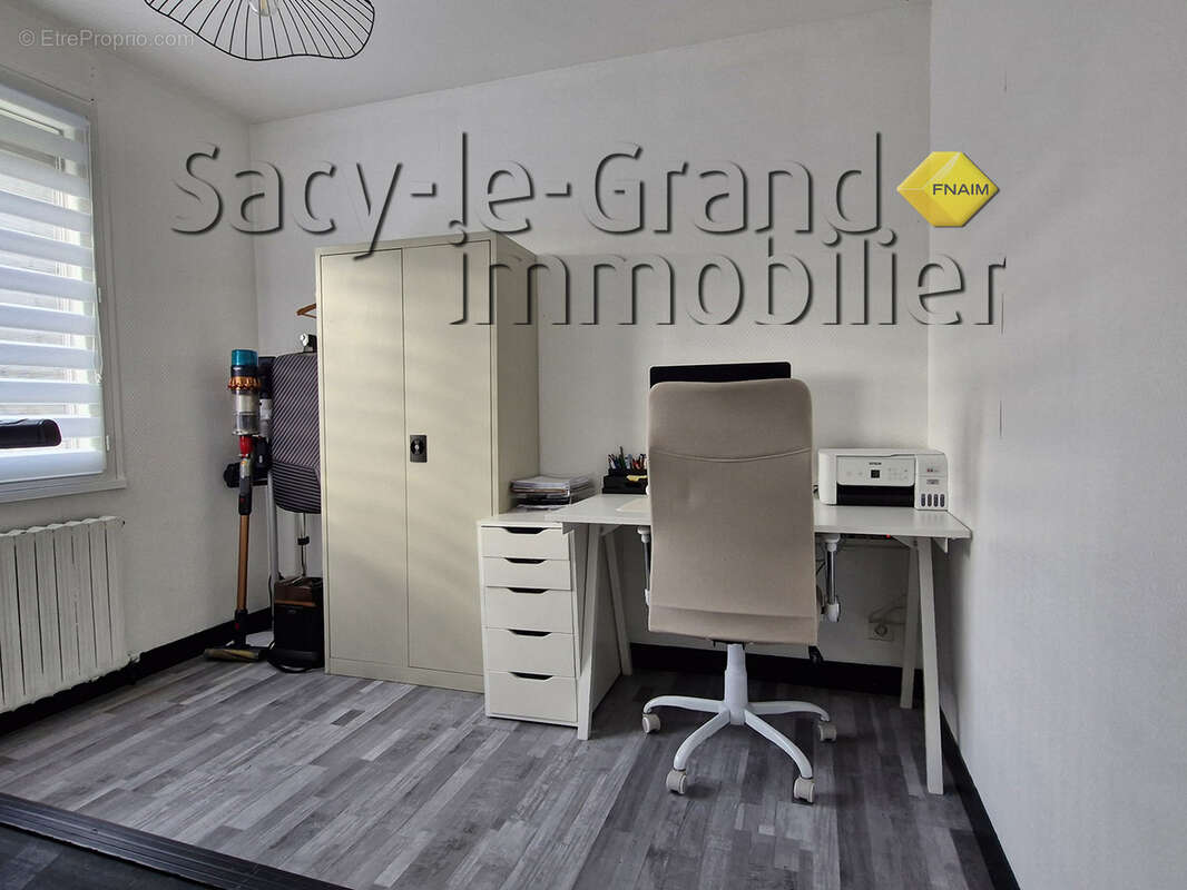 Belle maison familialle à SACY LE GRAND - photo 6