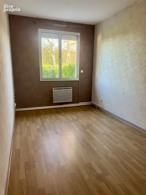 Varennes changy, plain pied, garage, 200m2 terrain, calme, campagne, 3 mn des commerces - photo 14