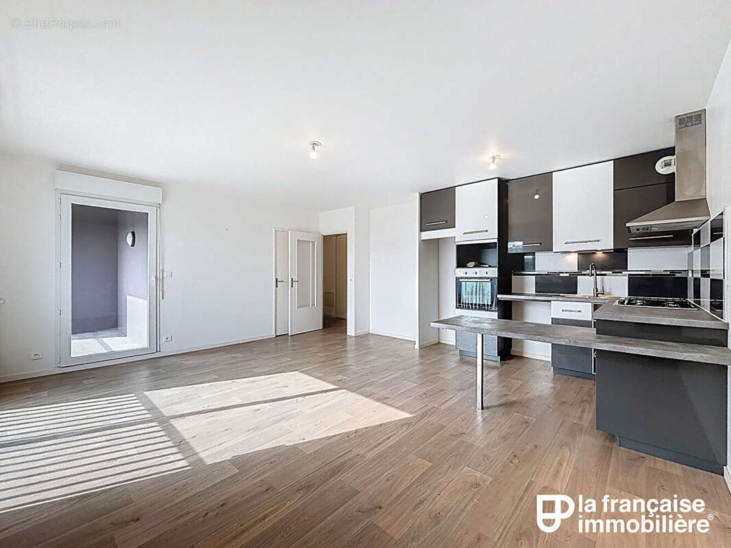 Appartement à LE RHEU