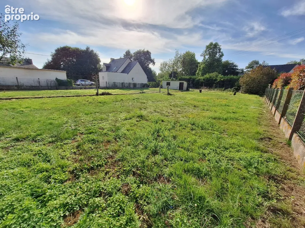 Terrain constructible 1084 m² - centre bourg de vilde guingalan - photo 2