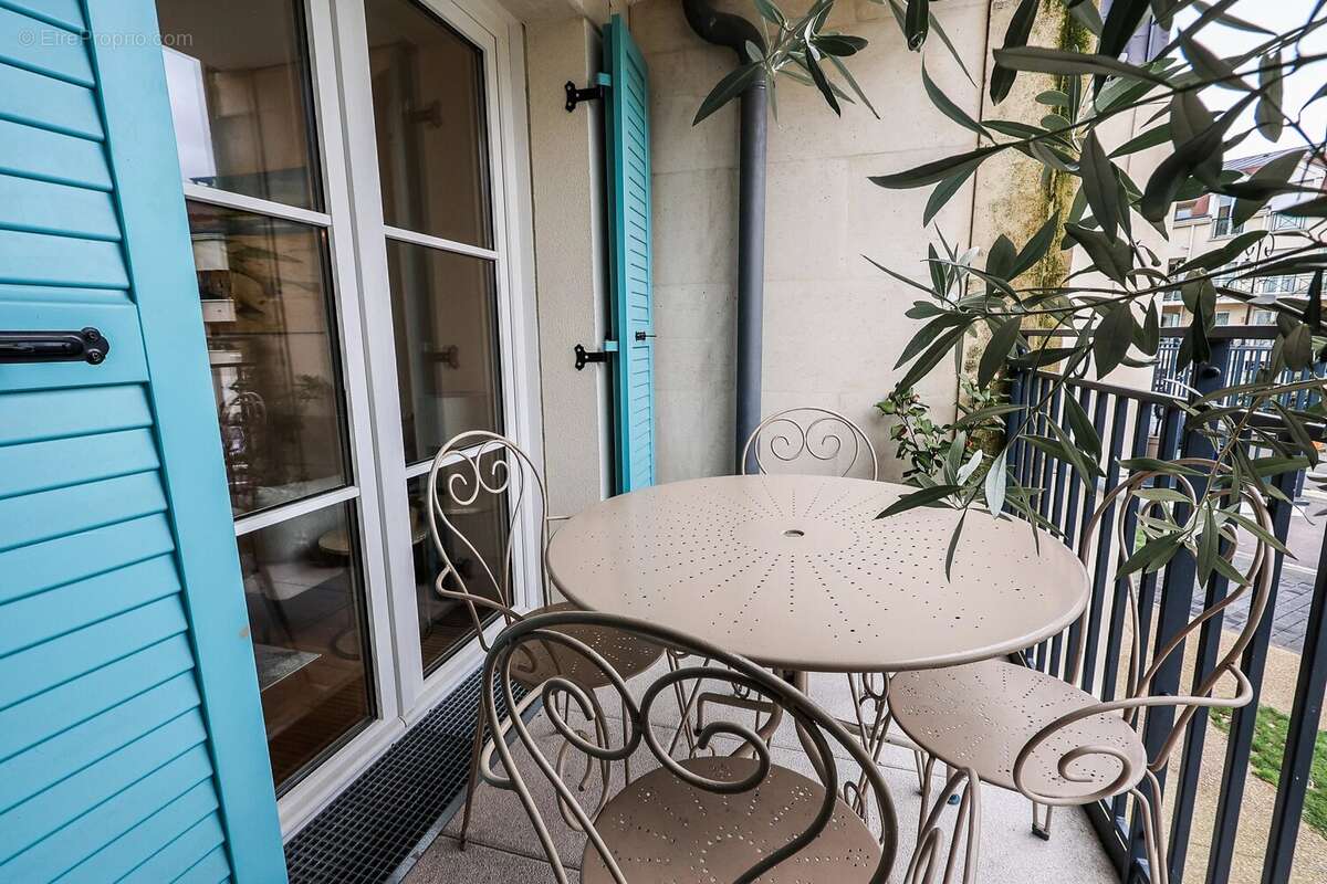 Appartement à LAMORLAYE