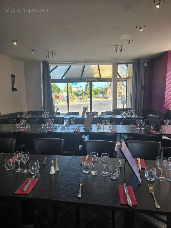 Commerce à PONTORSON