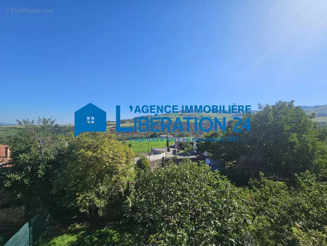 Maison à SAINT-PAUL-EN-JAREZ