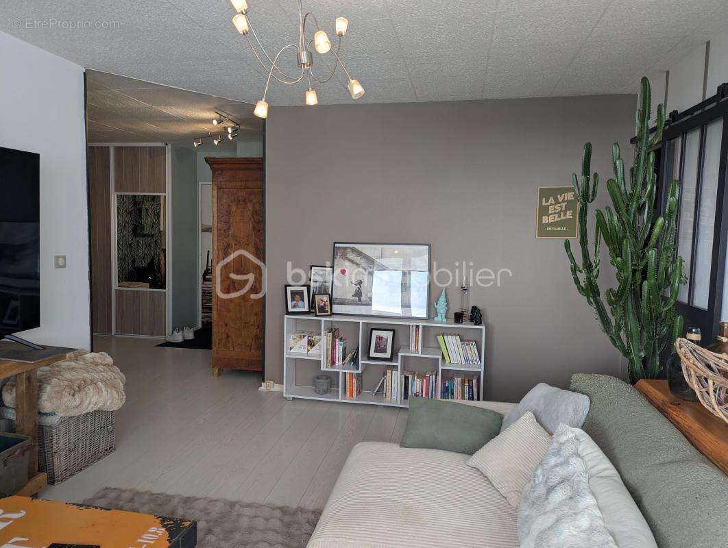 Appartement à SAINT-PIERRE-DES-CORPS