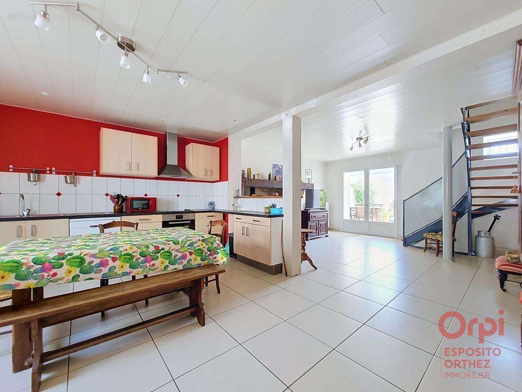 Maison À Vendre - photo 2