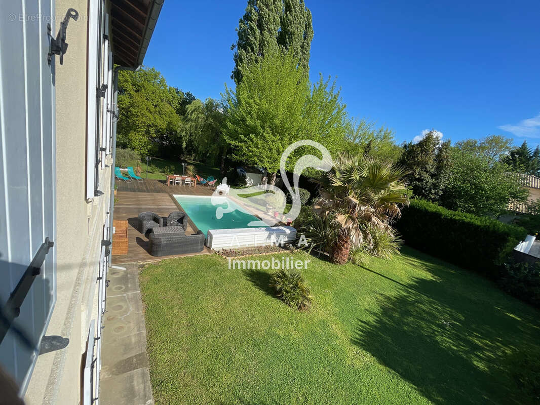 Mios, maison de caractère avec piscine et grand jardin - photo 2