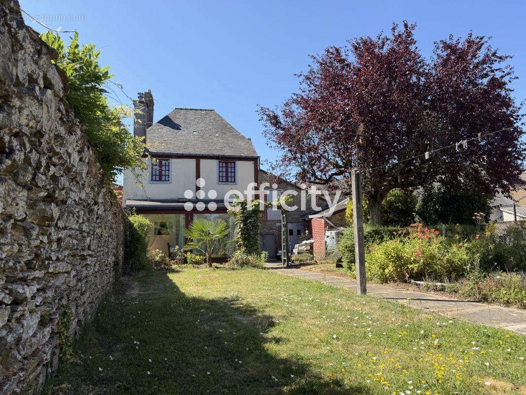 Maison 94 m² à La Guerche-De-Bretagne  - photo 2