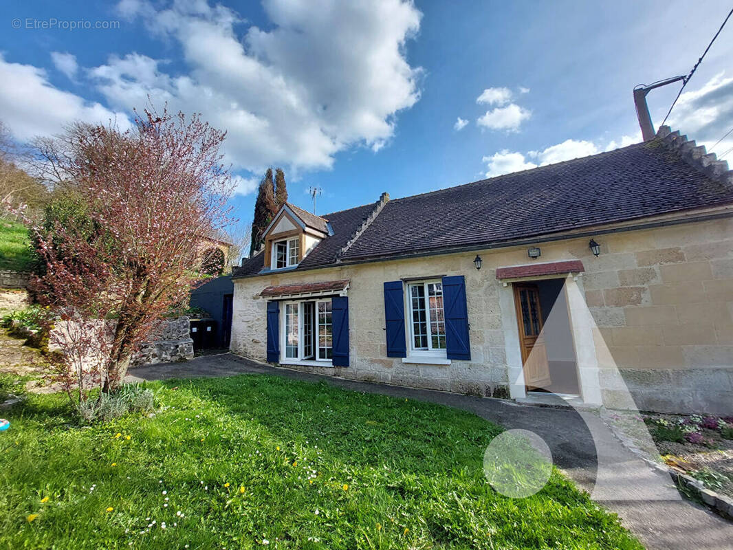 Maison à PIERREFONDS