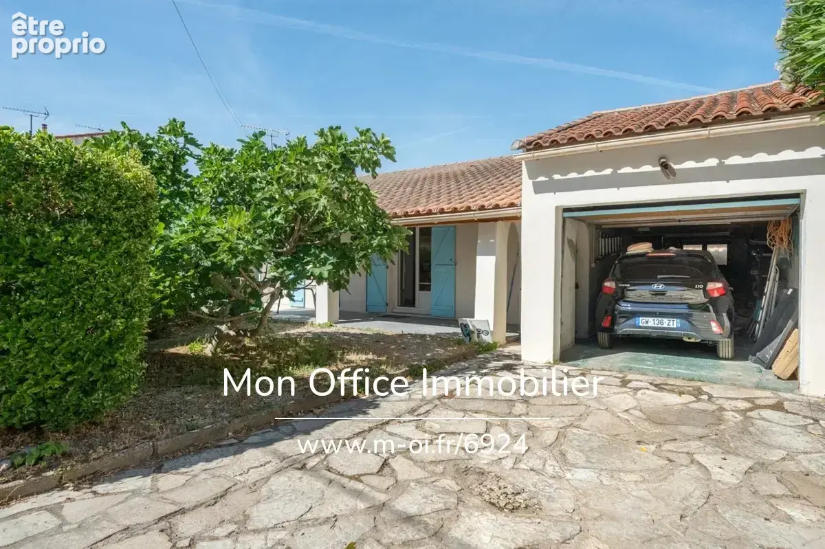 Référence : 6924-YAN. - Maison 4 pièces + studio + garage - photo 2