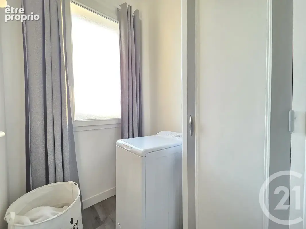 Appartement 2 pièces 53 m² à vendre à Toulon (83000) - photo 8