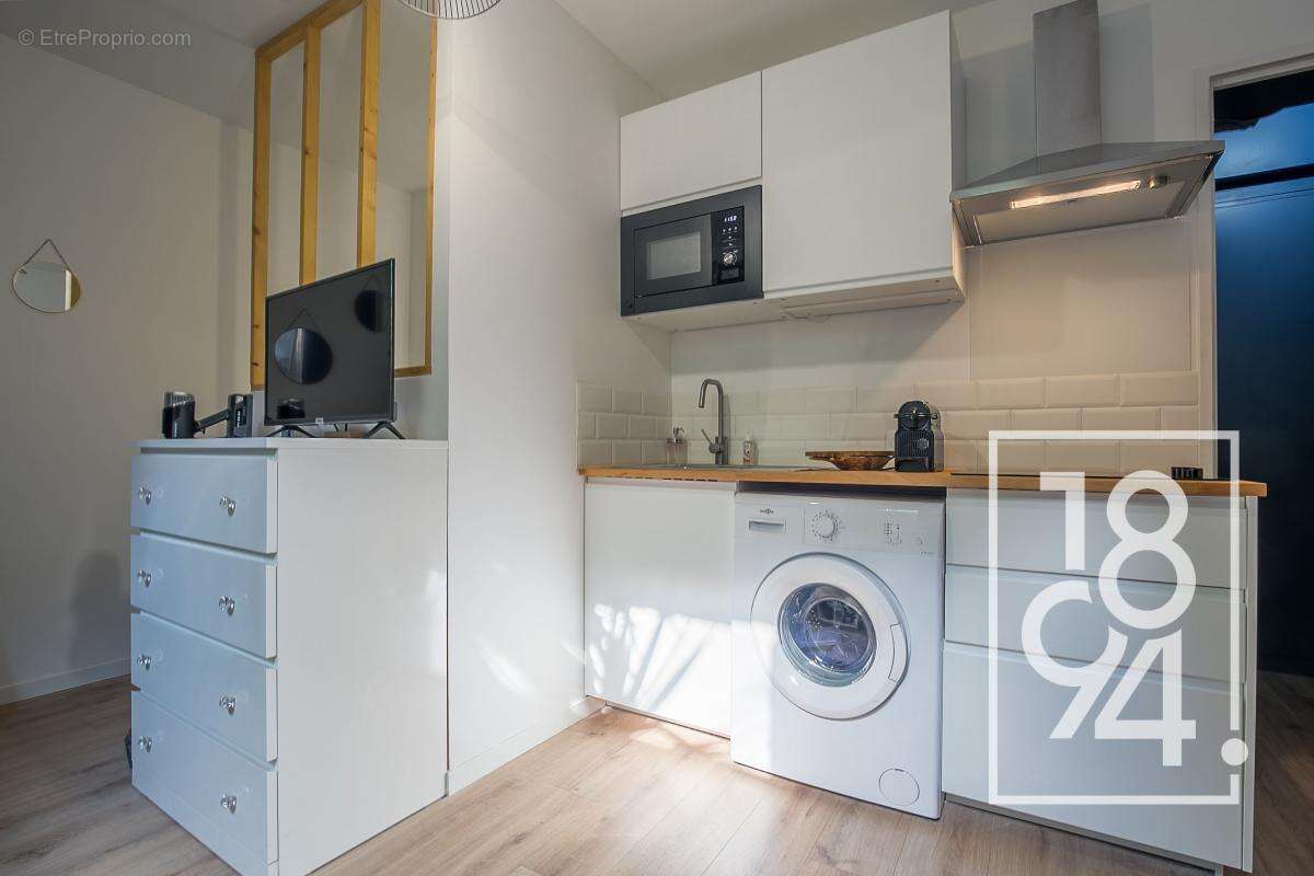 Appartement à MARSEILLE-1E