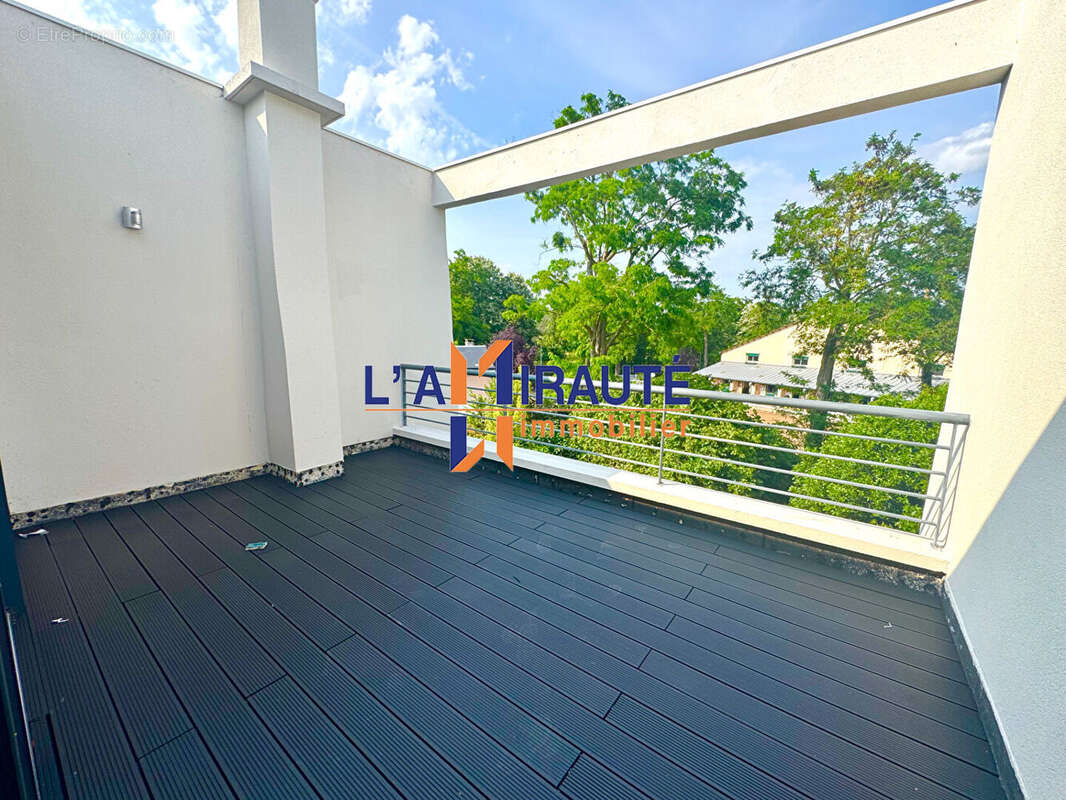 Maison à MAISONS-LAFFITTE