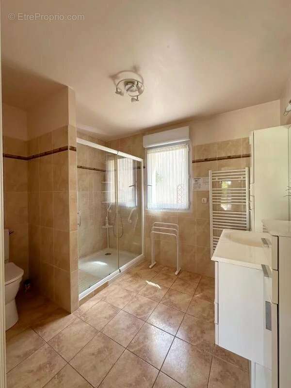 Rare et unique - Domaine de 240m2 (219 m2 carrez) - photo 20