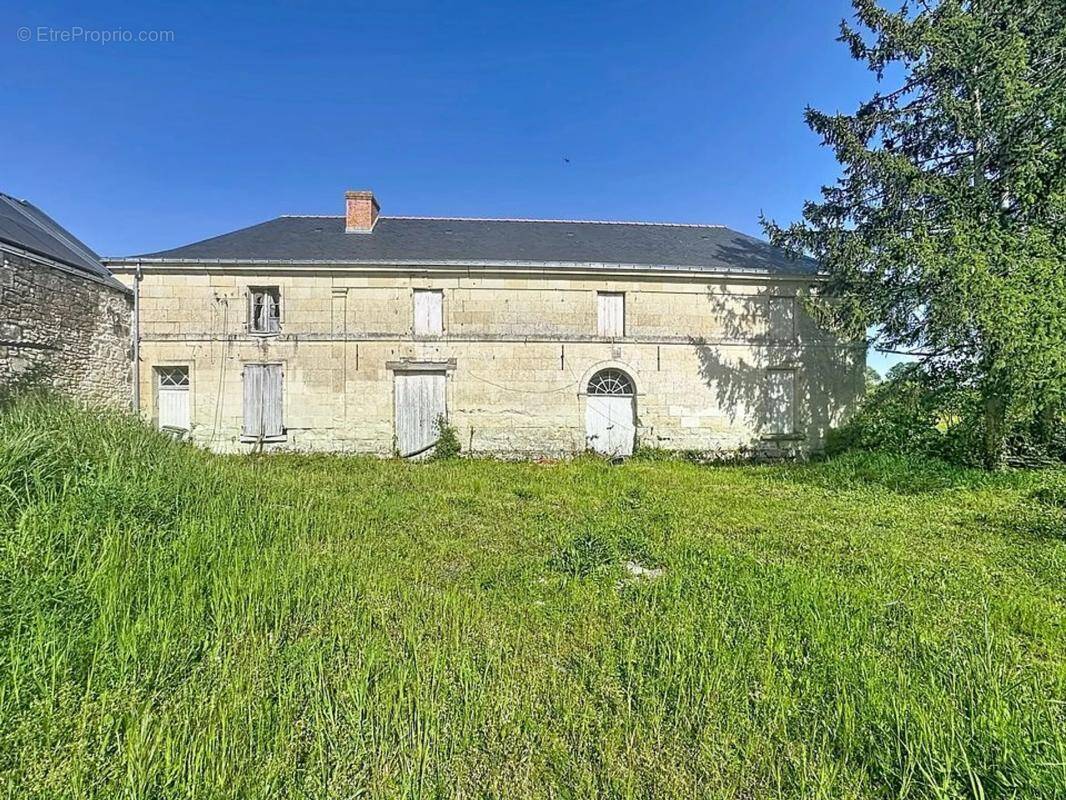Maison à SAINT-MACAIRE-DU-BOIS