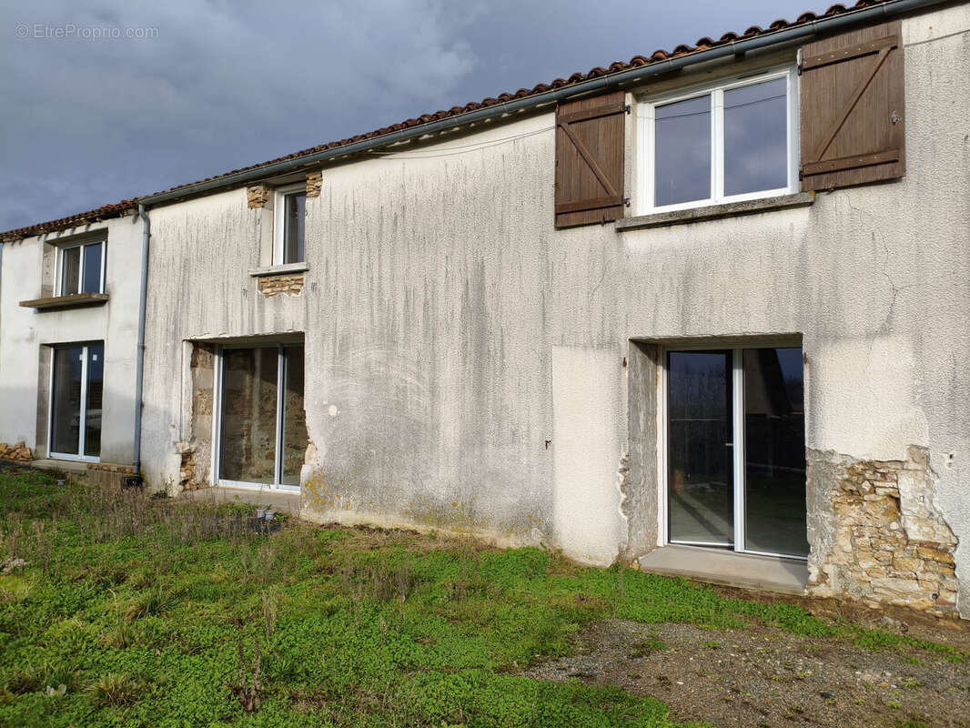 Maison à SAINT-GERMAIN-DE-PRINCAY