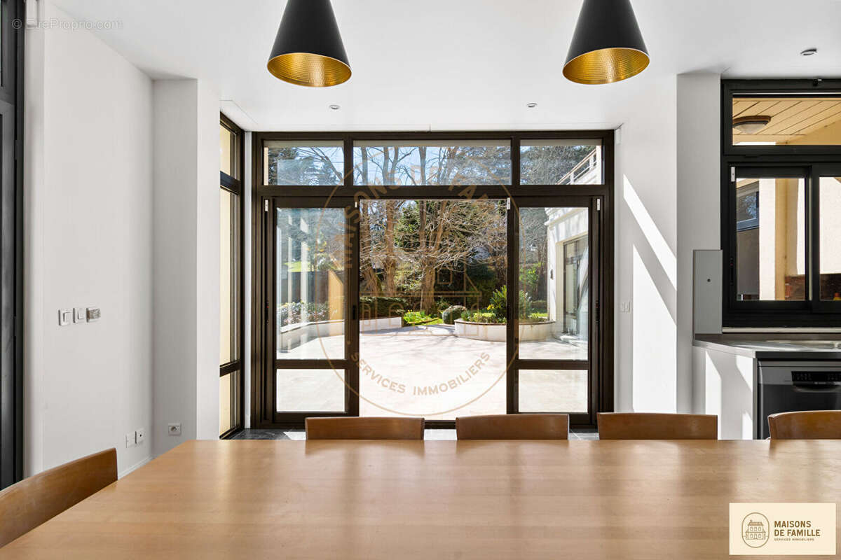 Maison à RUEIL-MALMAISON