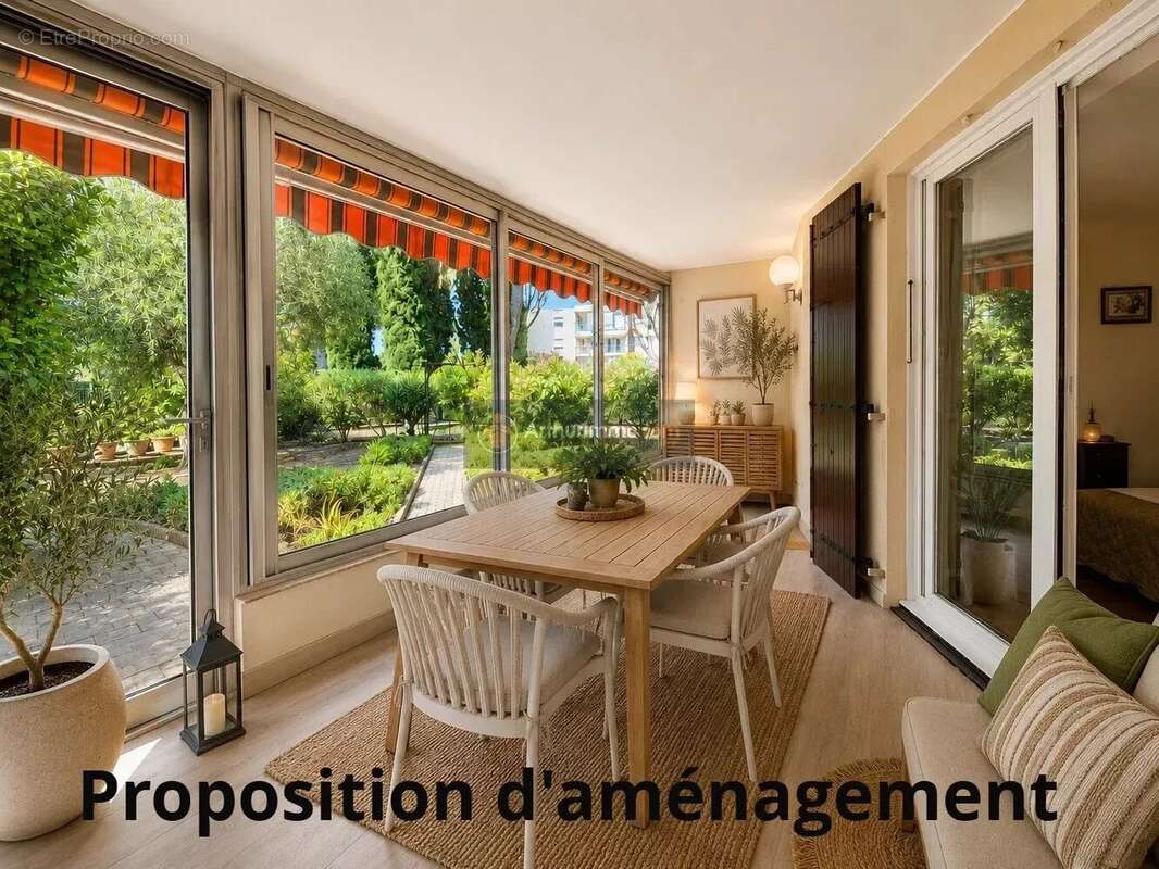 Appartement à FREJUS