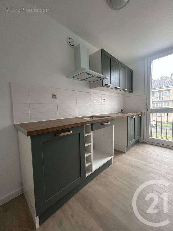 Appartement à PONT-SAINTE-MAXENCE