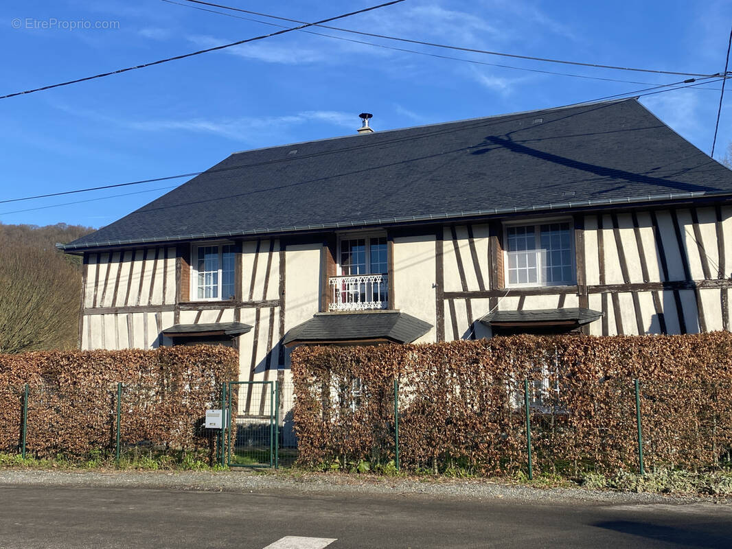 Maison située proche Aumale - photo 1