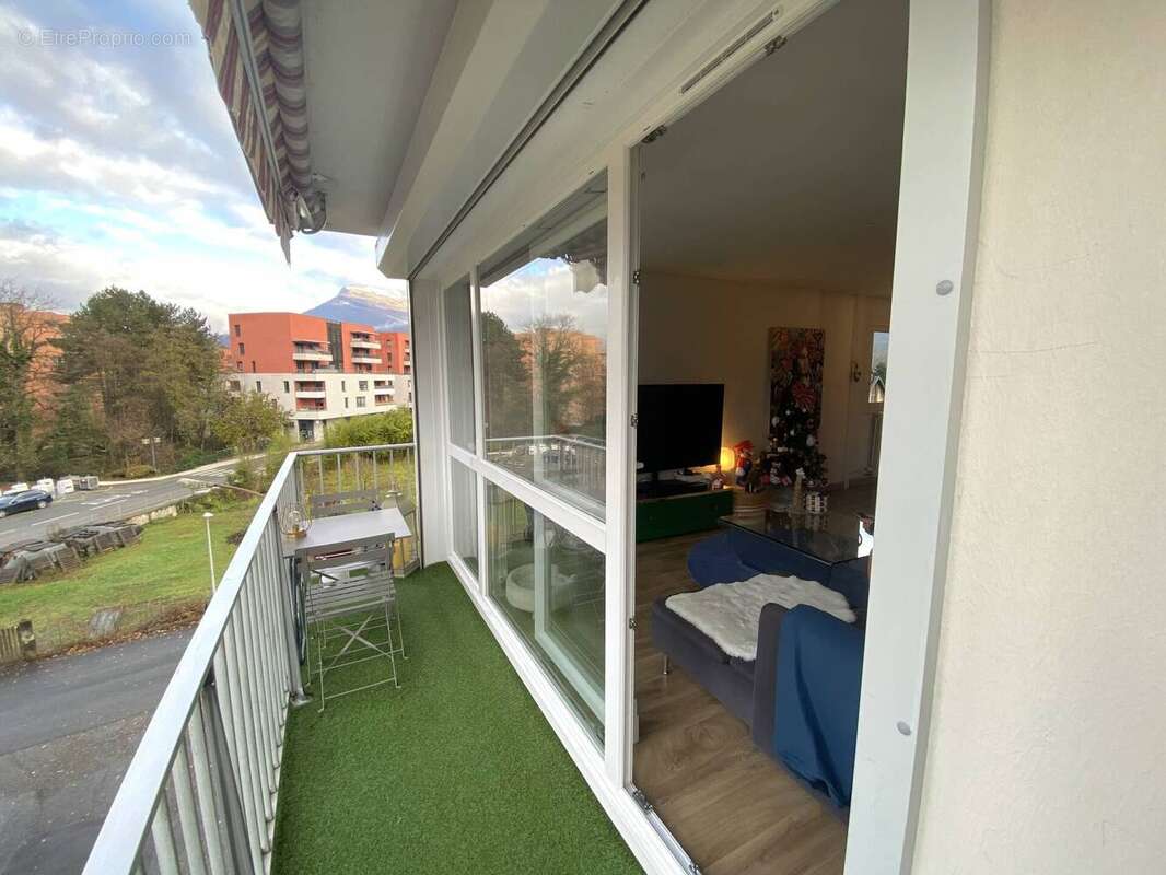 Appartement à LA RAVOIRE