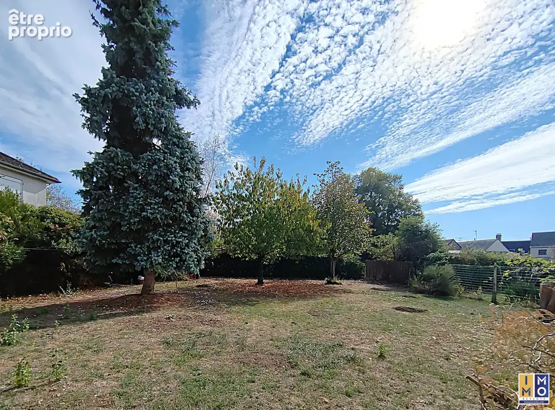 Maison 5 pièces 130 m² à vendre à Saint-Doulchard (18230) - photo 3