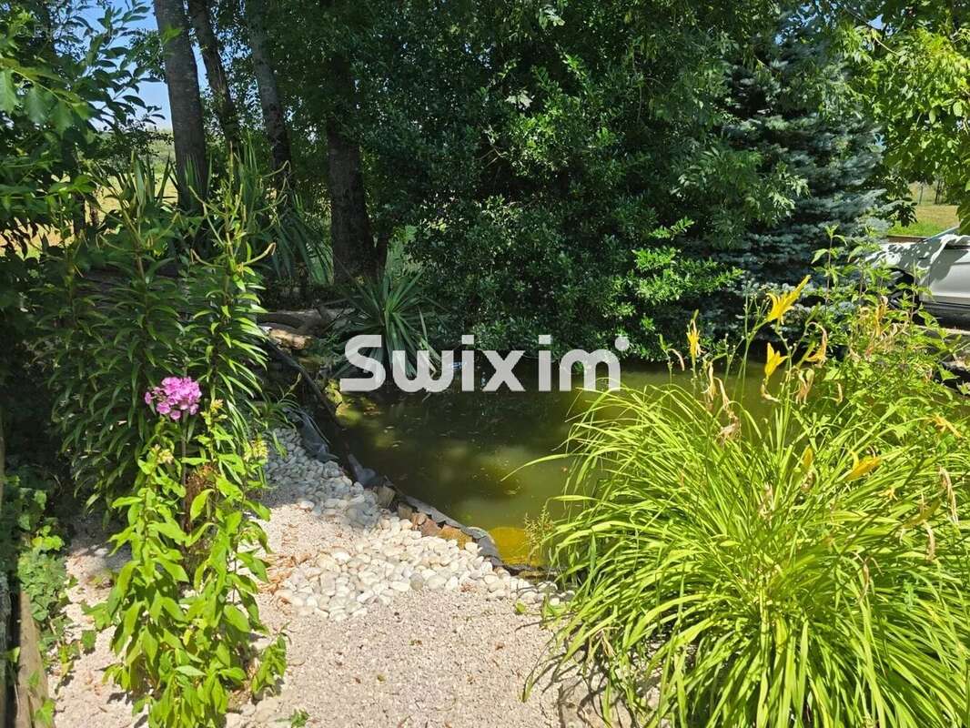 Maison à LONS-LE-SAUNIER