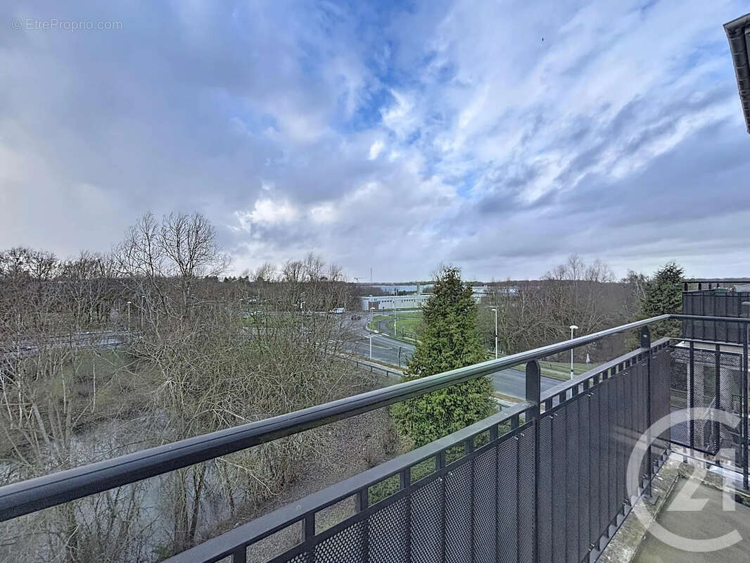 Appartement à MOISSY-CRAMAYEL
