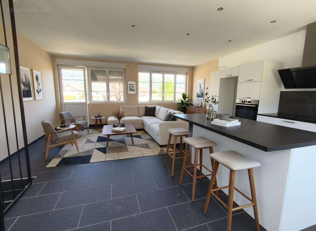 Maison  mitoyenne en triplex 3 pièce(s)  80 m2 - photo 2
