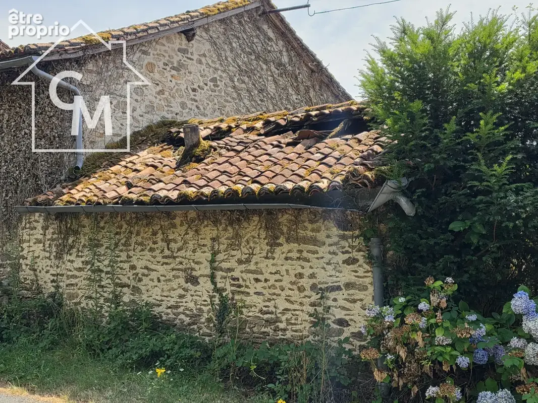 Maison de campagne à rénover avec dépendances et terrain de plus d'un hectare - photo 23