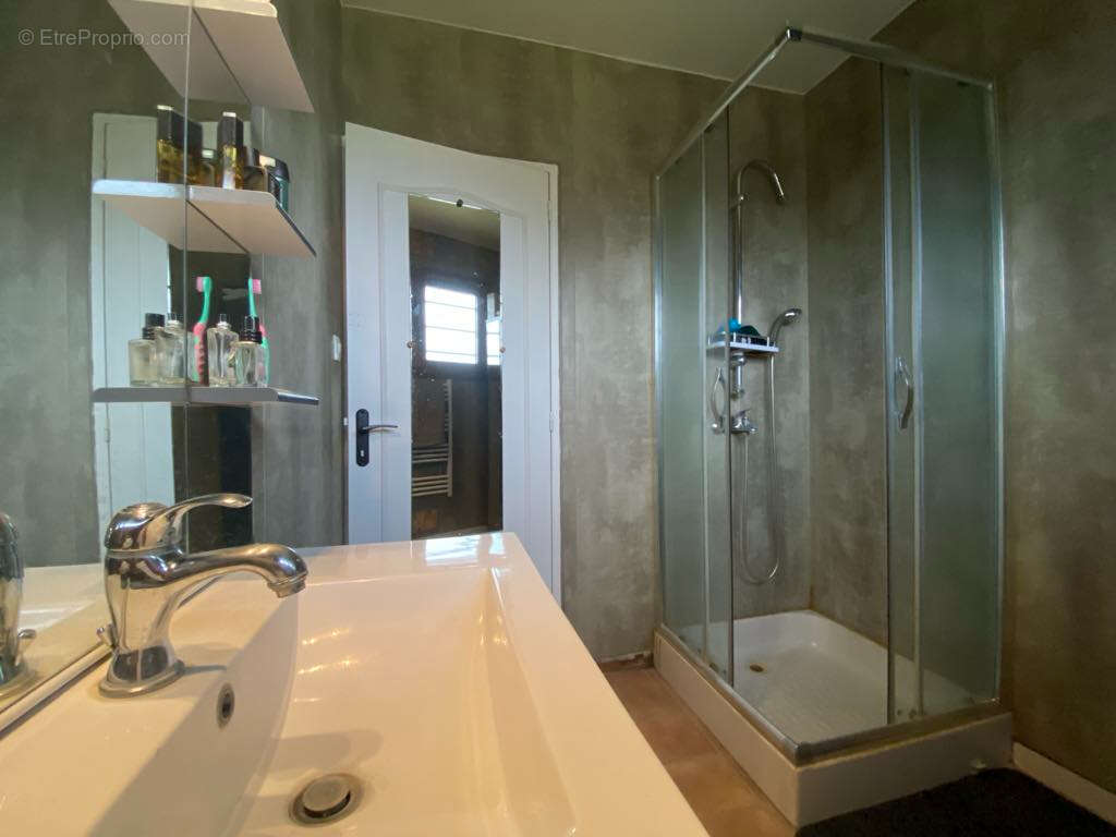 Maison à NEUILLY-SAINT-FRONT