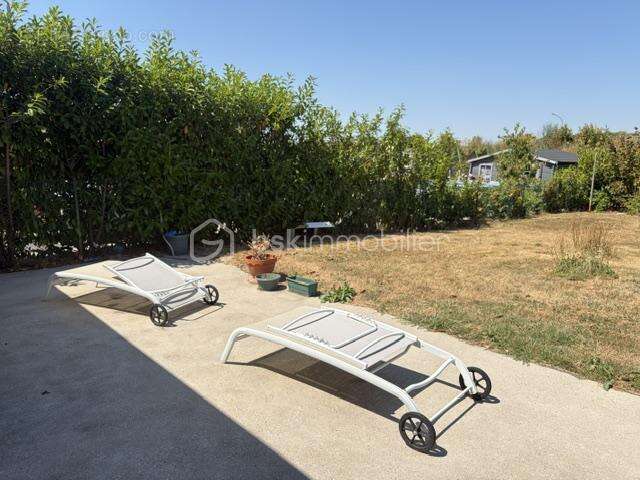 Construction de 2015. garage et 3 chambres - photo 9