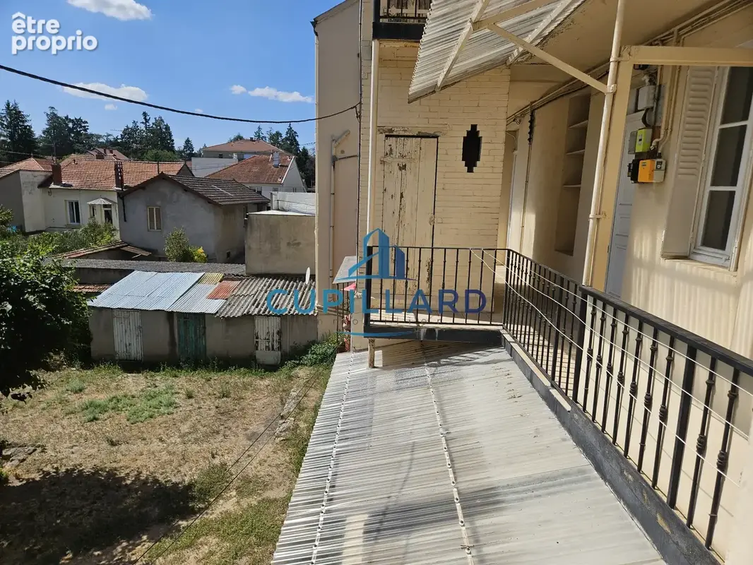 Appartement T2 -  copropriété bien entretenue avec jardin arboré - photo 4