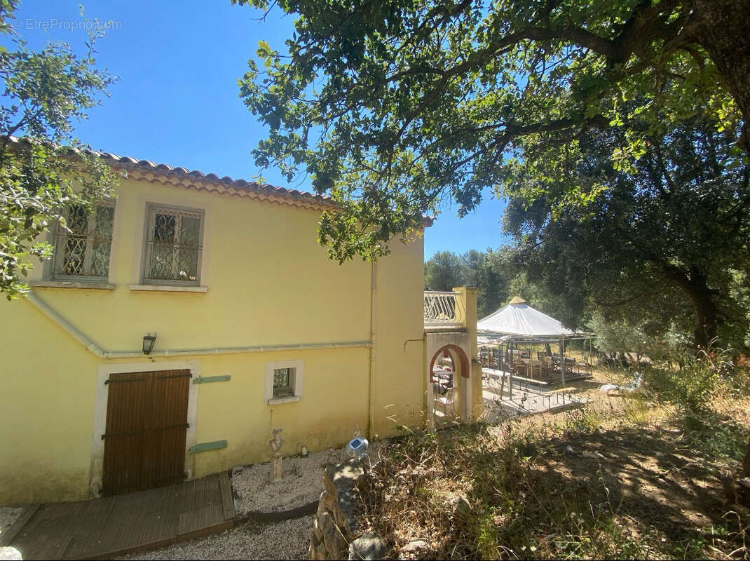 Maison à SIGNES