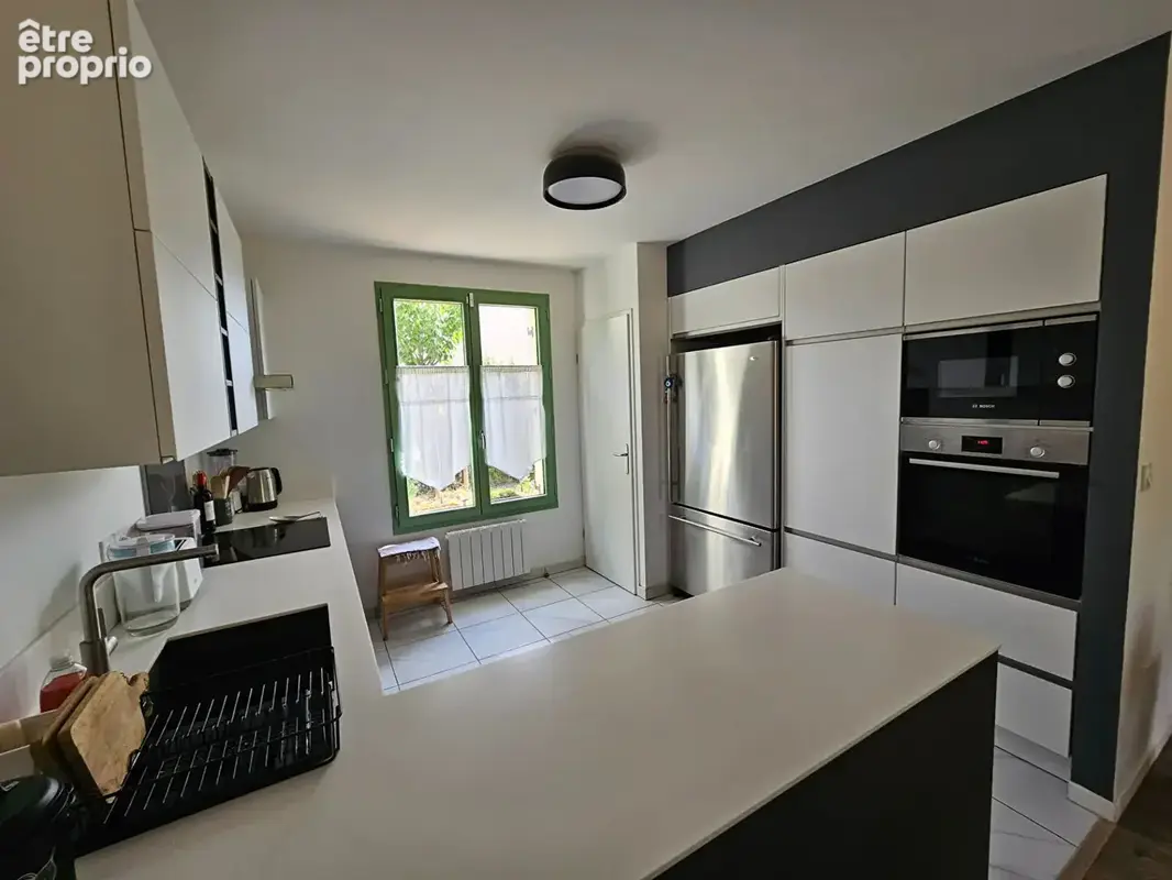Maison Magny Les Hameaux  5 pièce(s) 102.80 m2 - photo 4
