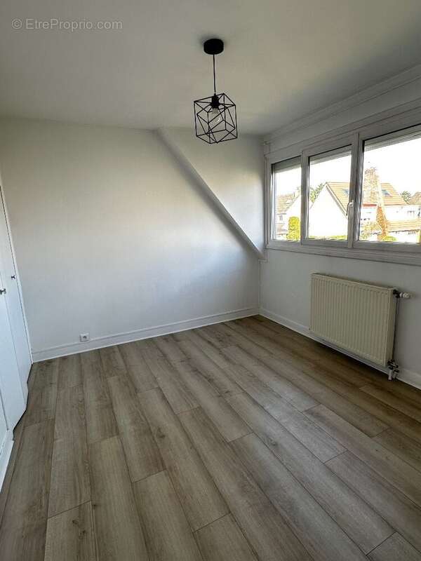Maison à LES LOGES-EN-JOSAS
