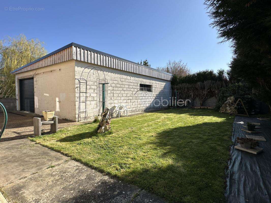 Maison familiale 122 m² – 6 pièces – Grand garage – Proche commodités - photo 10