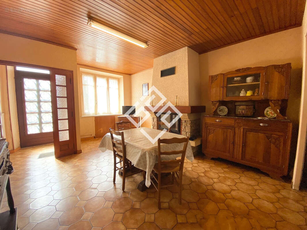 Maison à FERRALS-LES-CORBIERES