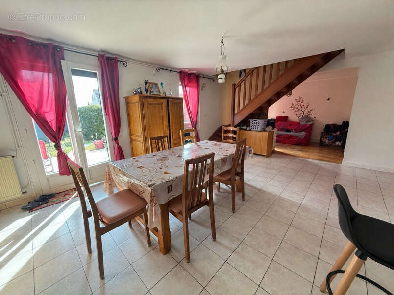 Maison à SAINT-MARTIN-LONGUEAU