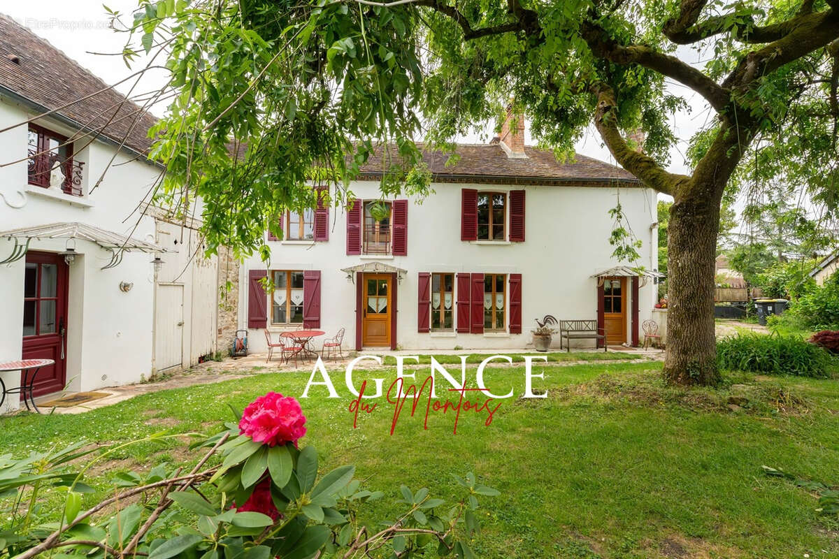 Maison à DONNEMARIE-DONTILLY