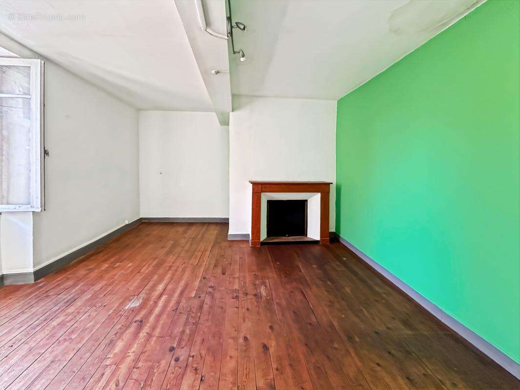 Maison à SAINT-CLAR