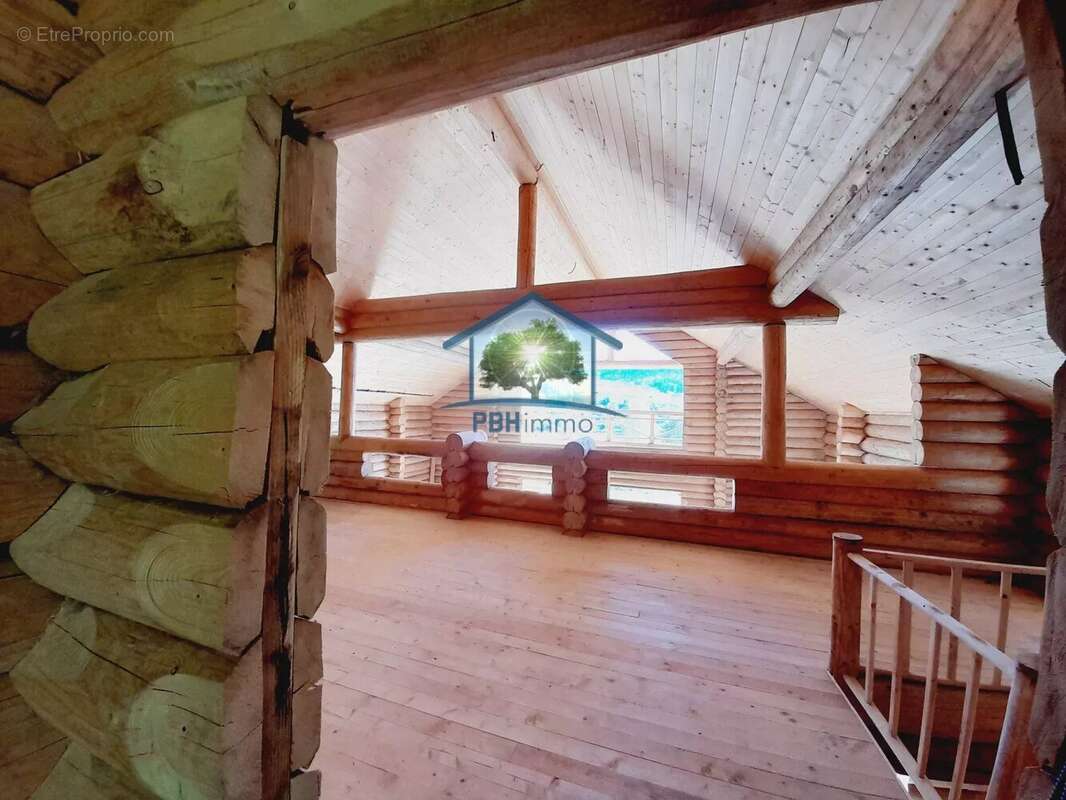 Maison à LA BOURBOULE