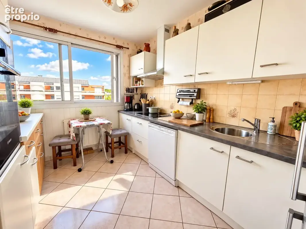 Appartement 5 pièces 100 m² à vendre à Tours (37000) - photo 3
