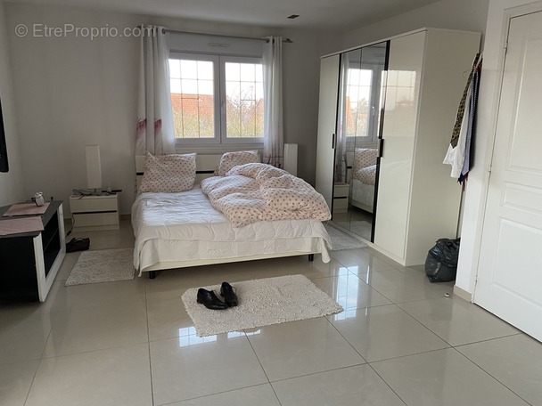 Maison à FACHES-THUMESNIL