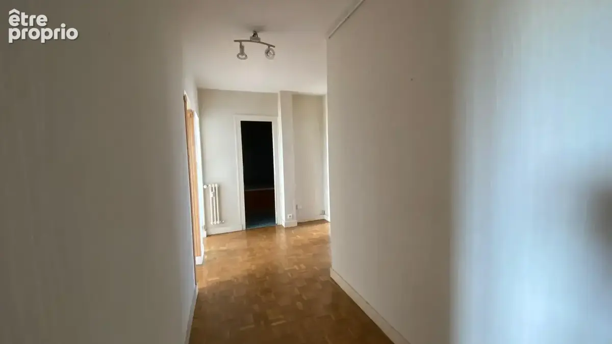 Tours Centre   Appartement T4 avec balcon et vue privilégiée - photo 7