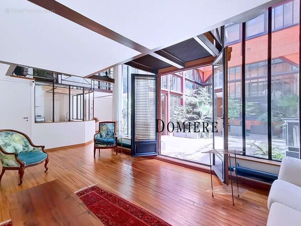 Appartement à PARIS-17E