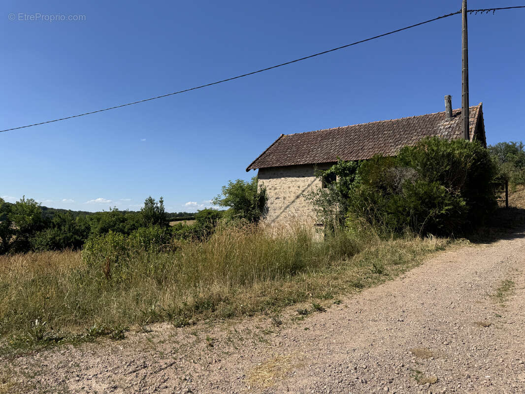 Maison à LORMES
