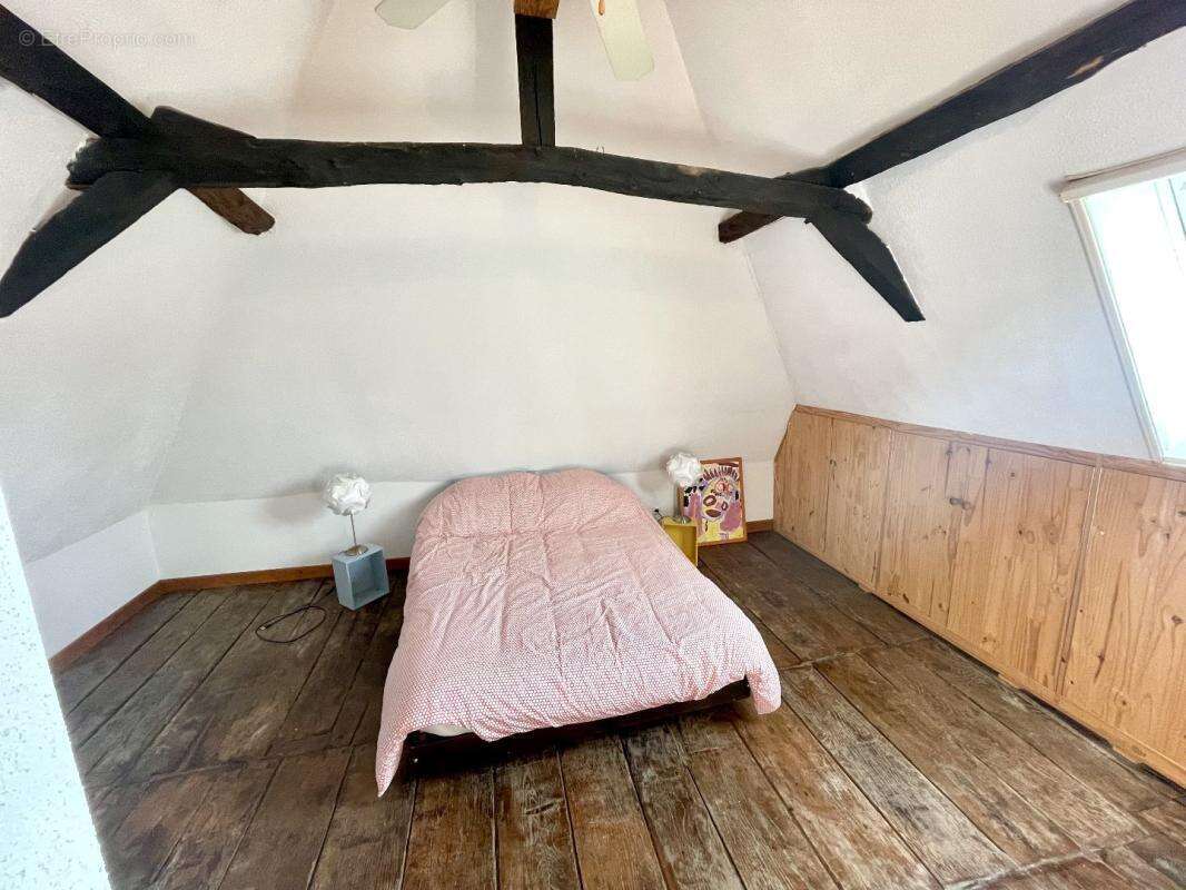 Maison à LASCAUX