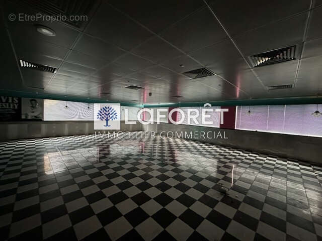 Commerce à NOYELLES-GODAULT